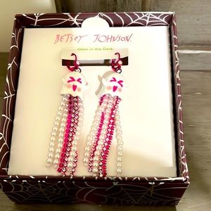 Betsey Johnson Women’s Halloween Ghost Glow-in-the-Dark Earrings / Brand NWT